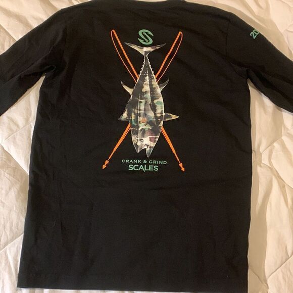 SCALESGEAR, long sleeve, new condition, men’s small, cotton/spandex - Picture 1 of 11